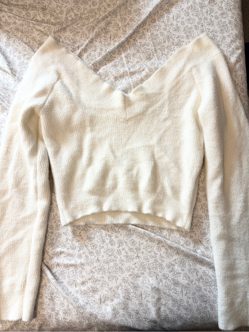 Altar’d State Cozy V-Neck Cropped Sweater
